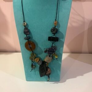 Stunning vintage handcrafted signed Teresa Goodall lucky 8 necklace 16” drop